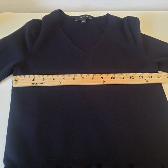 Ann Taylor short sleeve sweater top size S - Picture 7 of 8